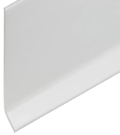PVC-Sockel mit Fuss 100/15 mm weiss