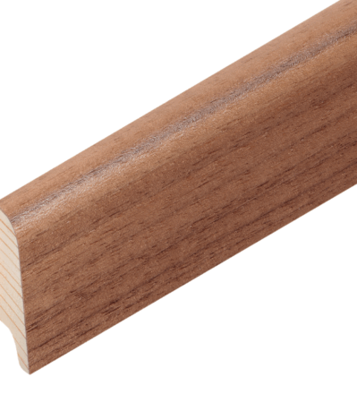 Öko-Sockel Nussbaum lackiert 40/14/8 mm